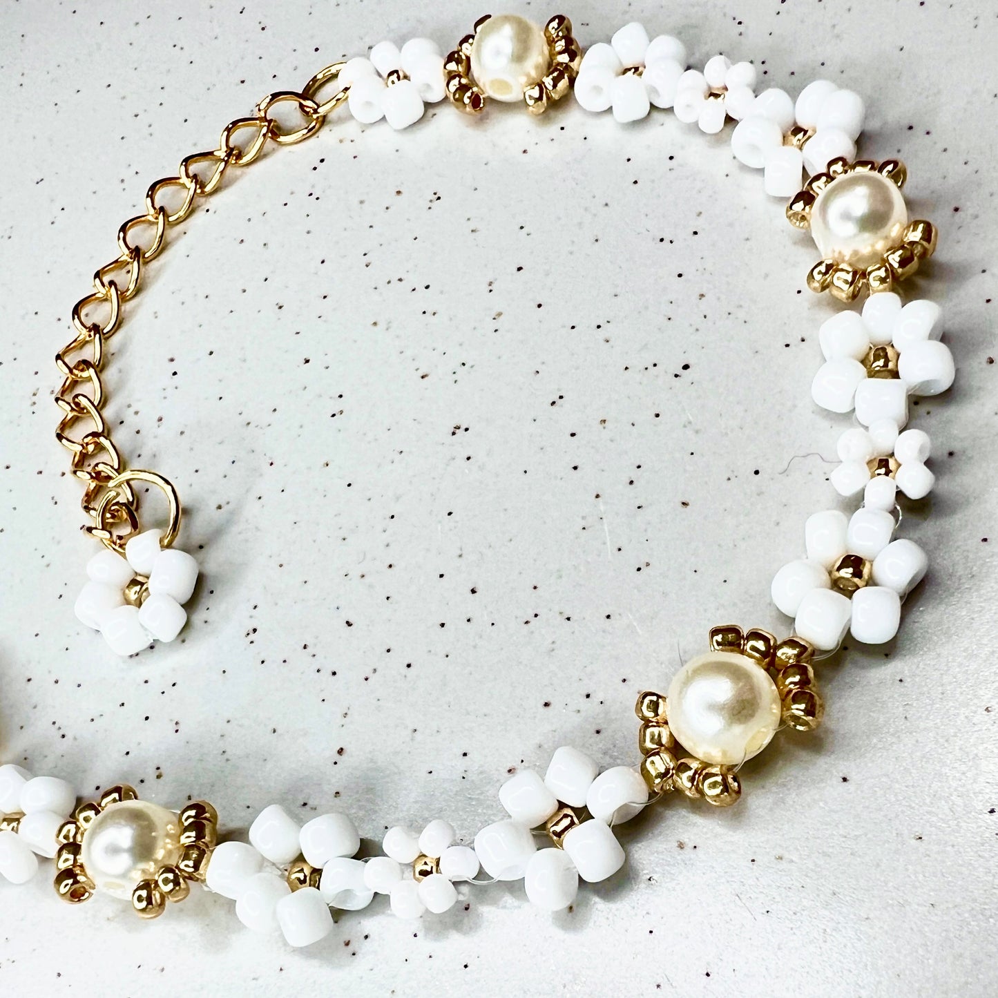 Beaded Elegant Daisy Pearl Bracelet- Ima Artistry 