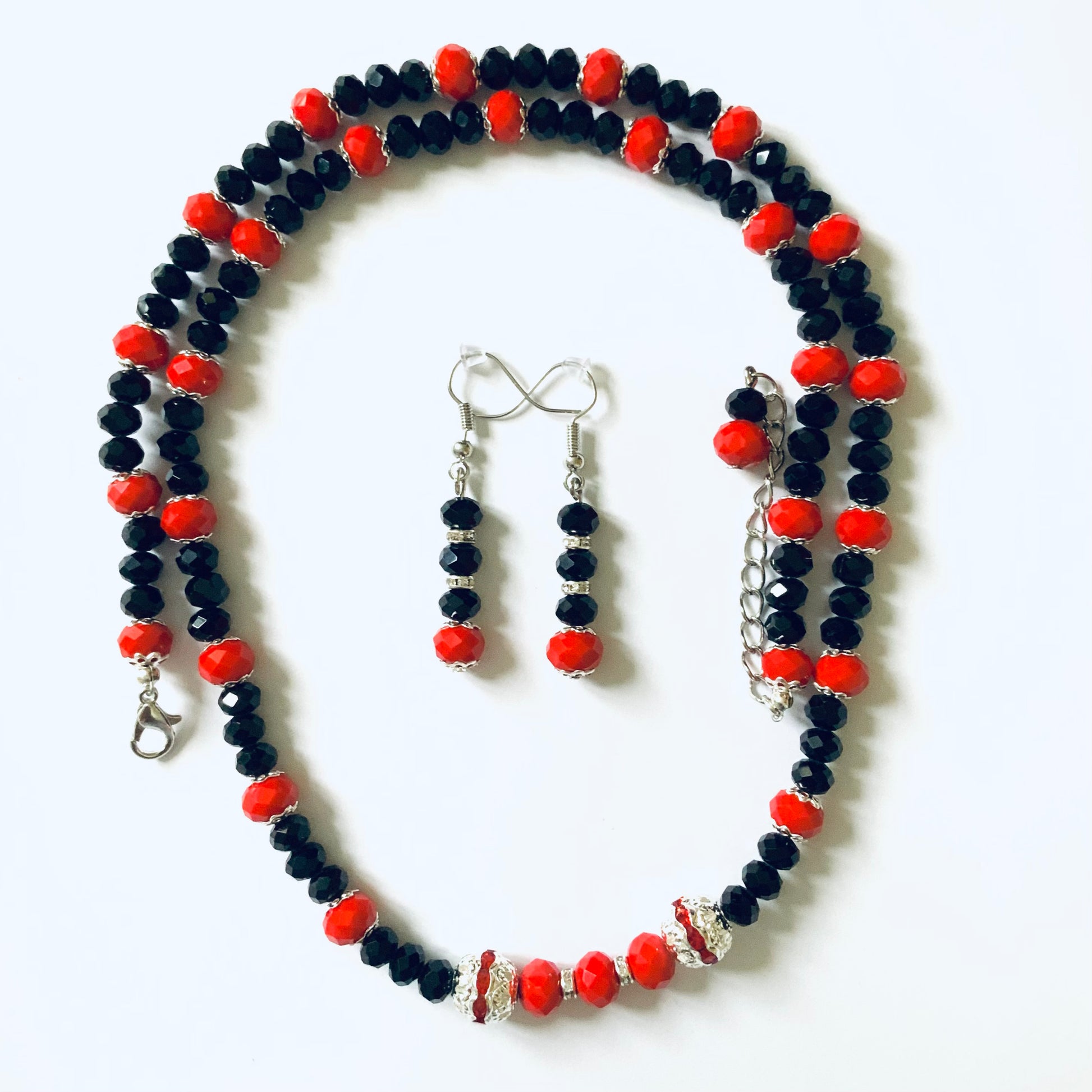 Red & Black Crystal Beaded Necklace Set - Ima Artistry