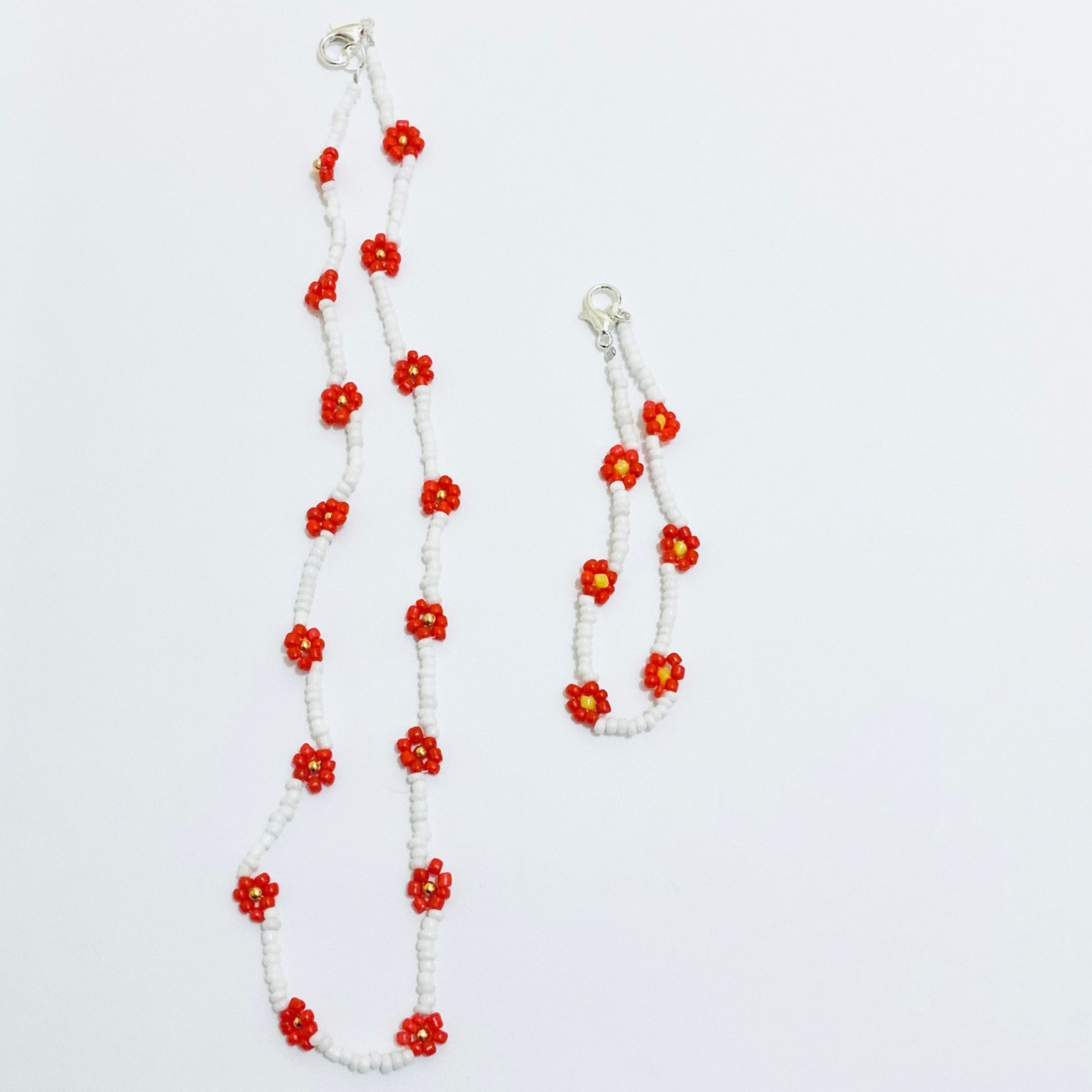 Red, White Daisy Seed Beaded Choker-Necklace with Bracelet Ima Artistry